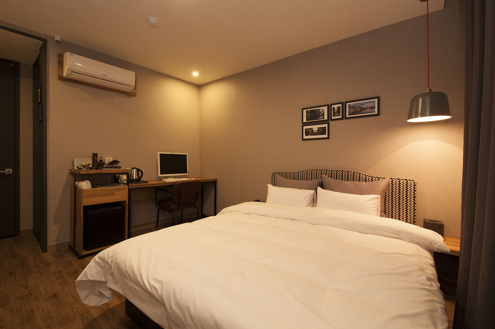 Hotel Gray Changwon Eksteriør bilde